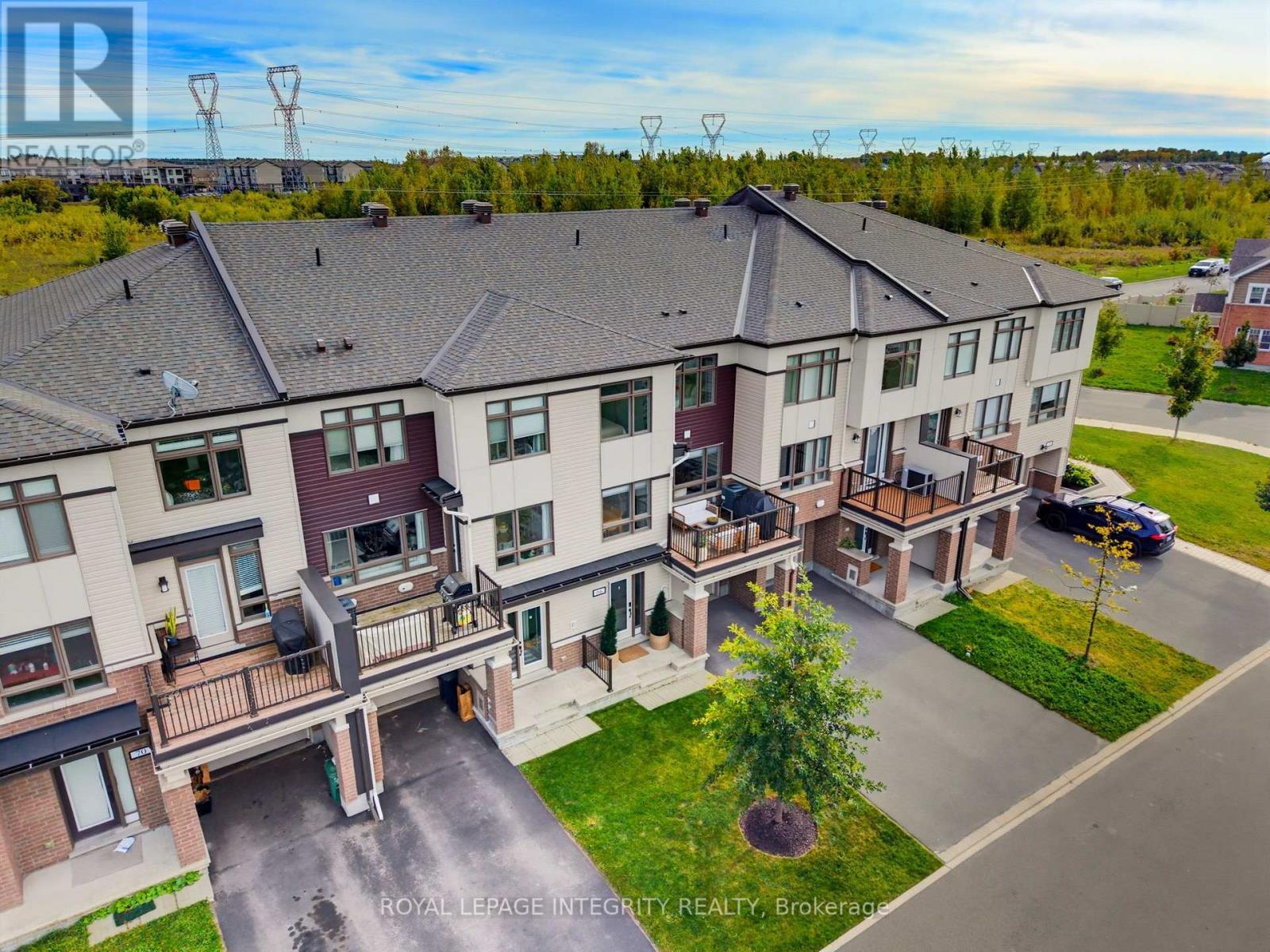 66 Feathertop Lane, Ottawa, ON
