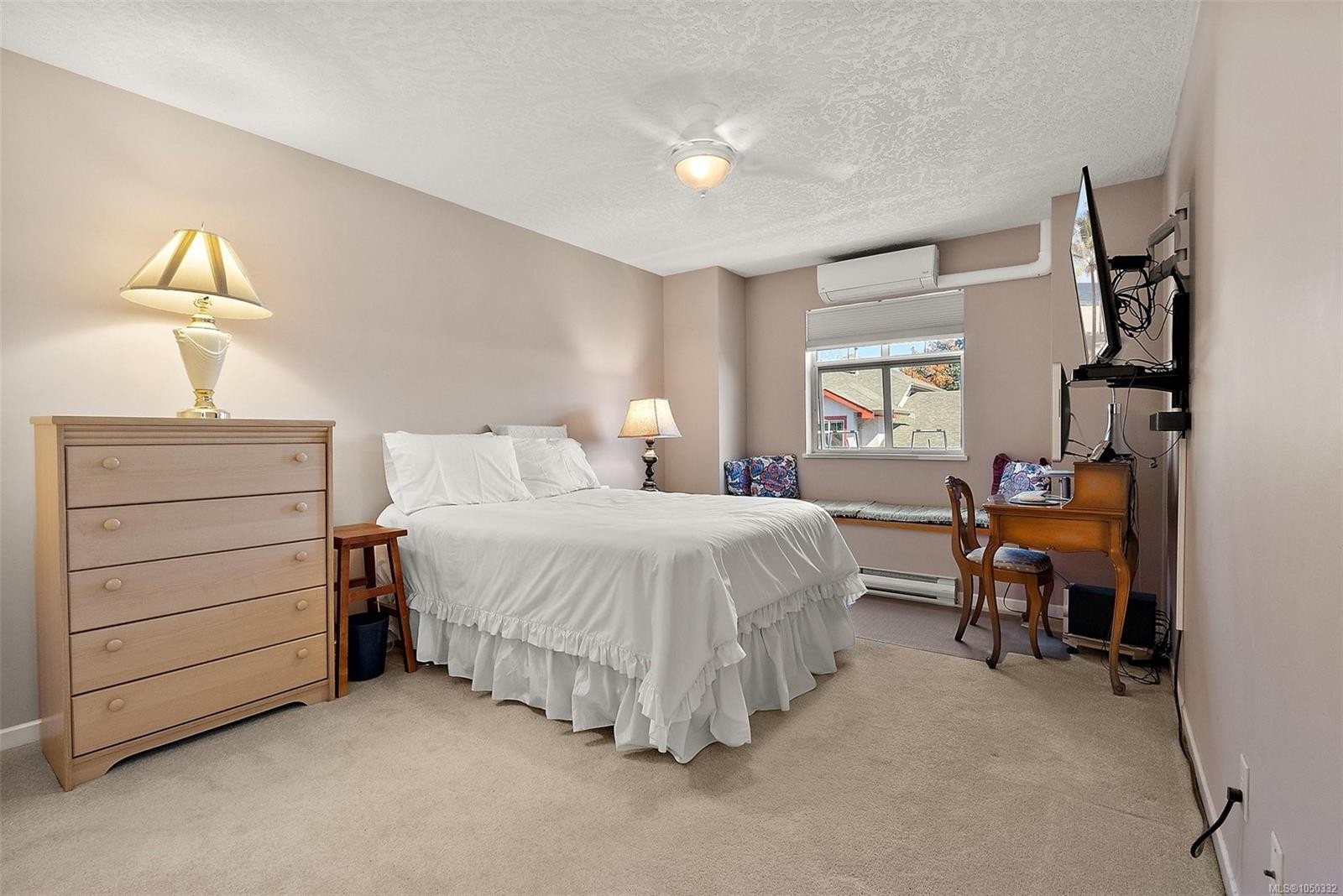 #106-1110 Willow St, Saanich, BC