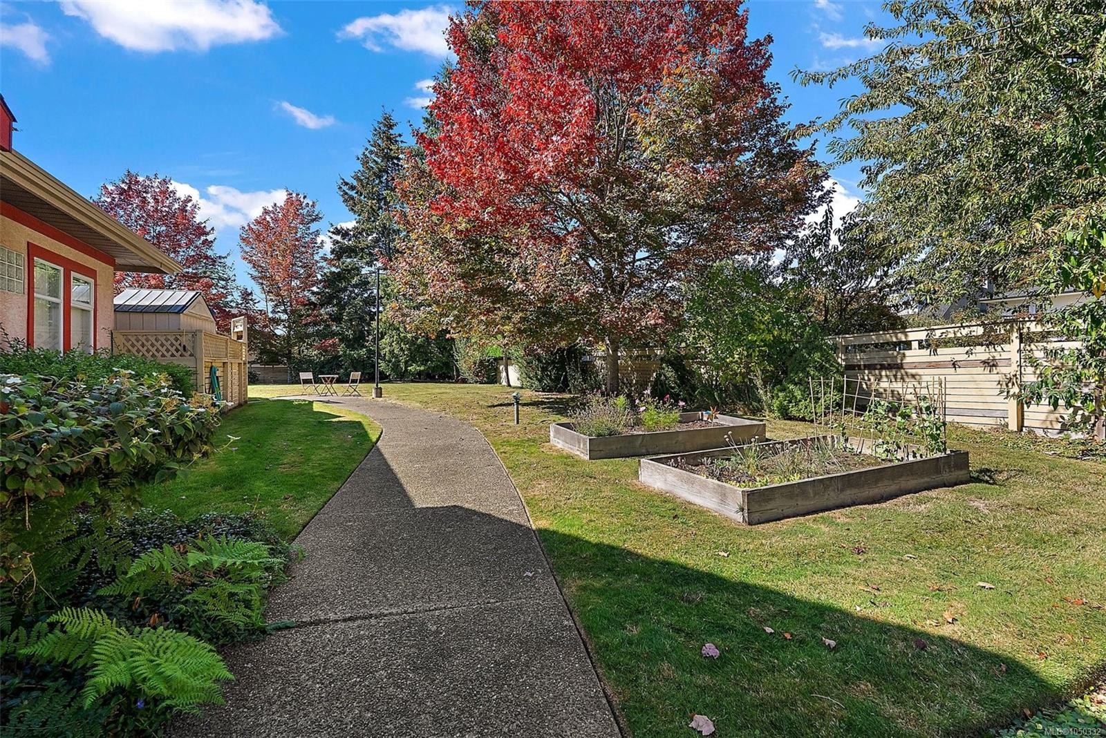 #106-1110 Willow St, Saanich, BC