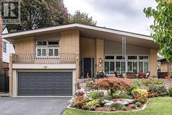 54 INVERNESS Avenue W Hamilton, ON L9C 1A4