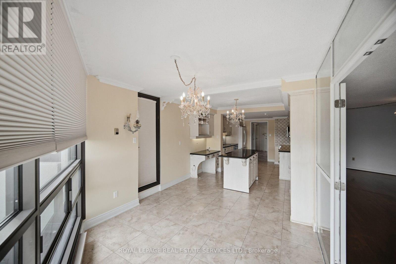 2305 - 2010 Islington Avenue, Toronto, ON