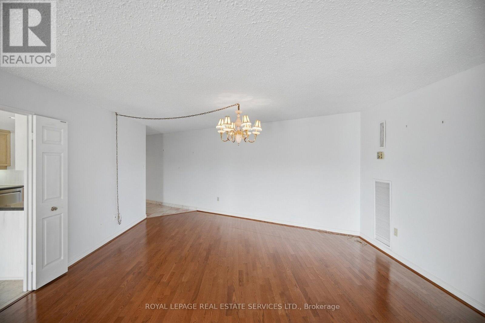 2305 - 2010 Islington Avenue, Toronto, ON