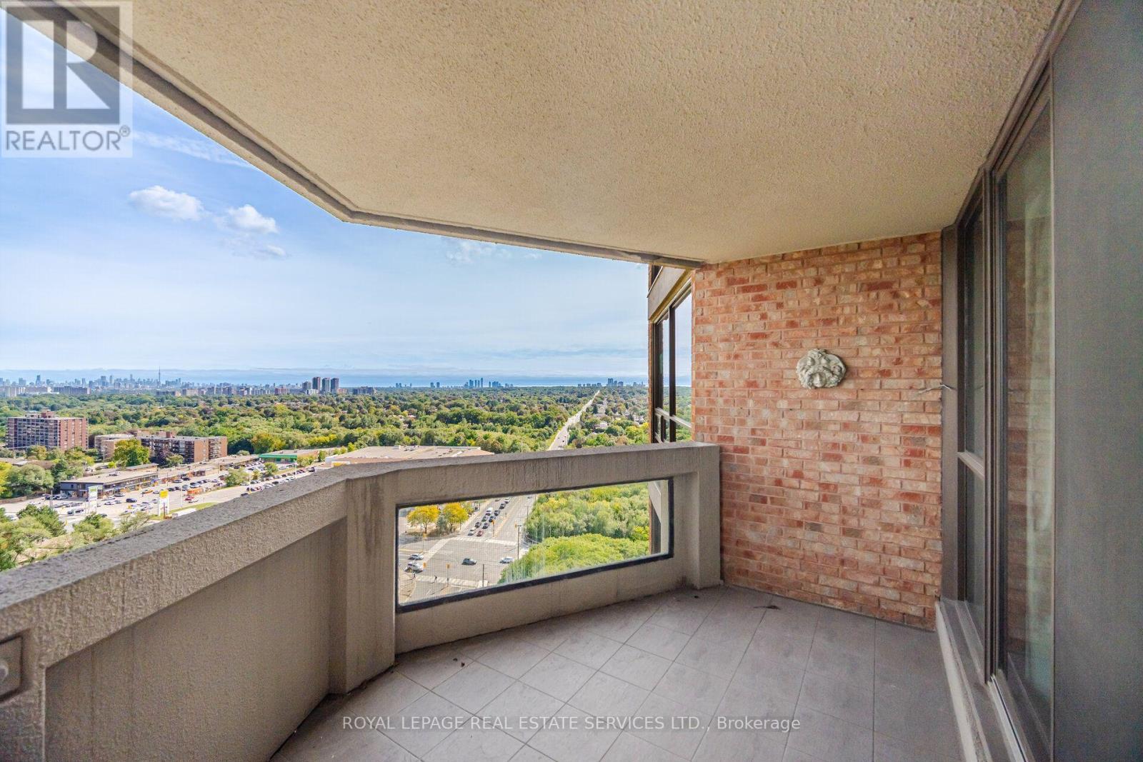 2305 - 2010 Islington Avenue, Toronto, ON