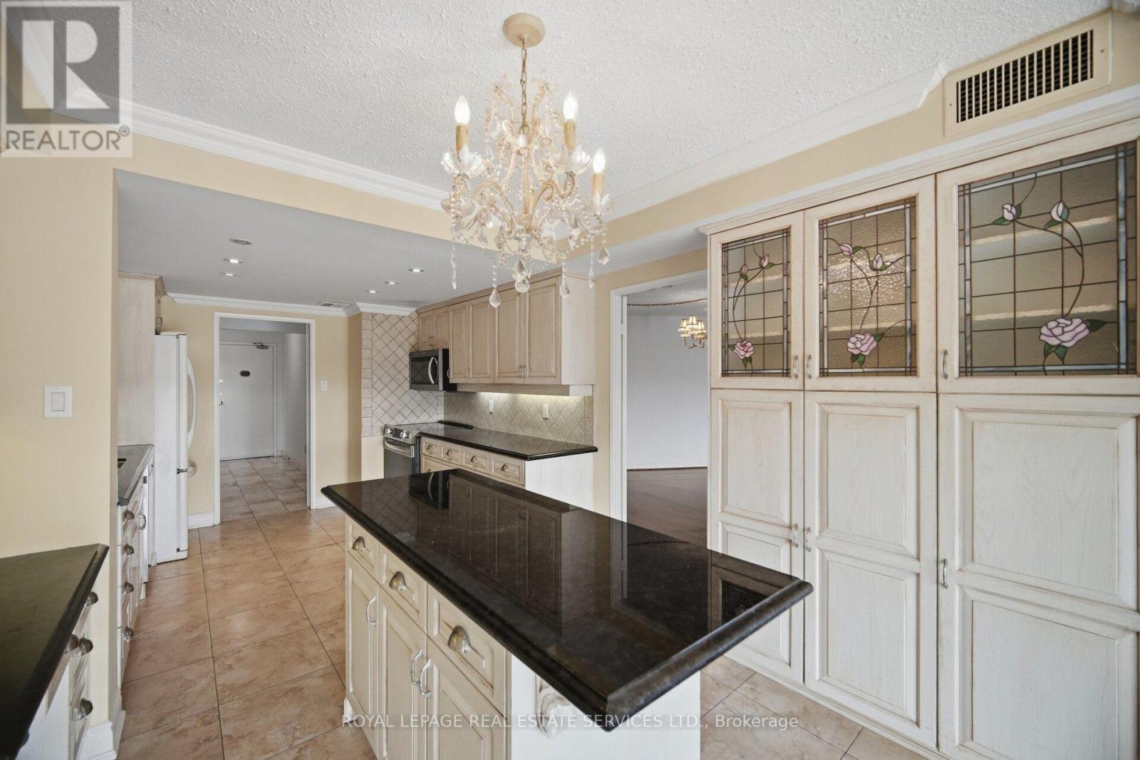 2305 - 2010 Islington Avenue, Toronto, ON