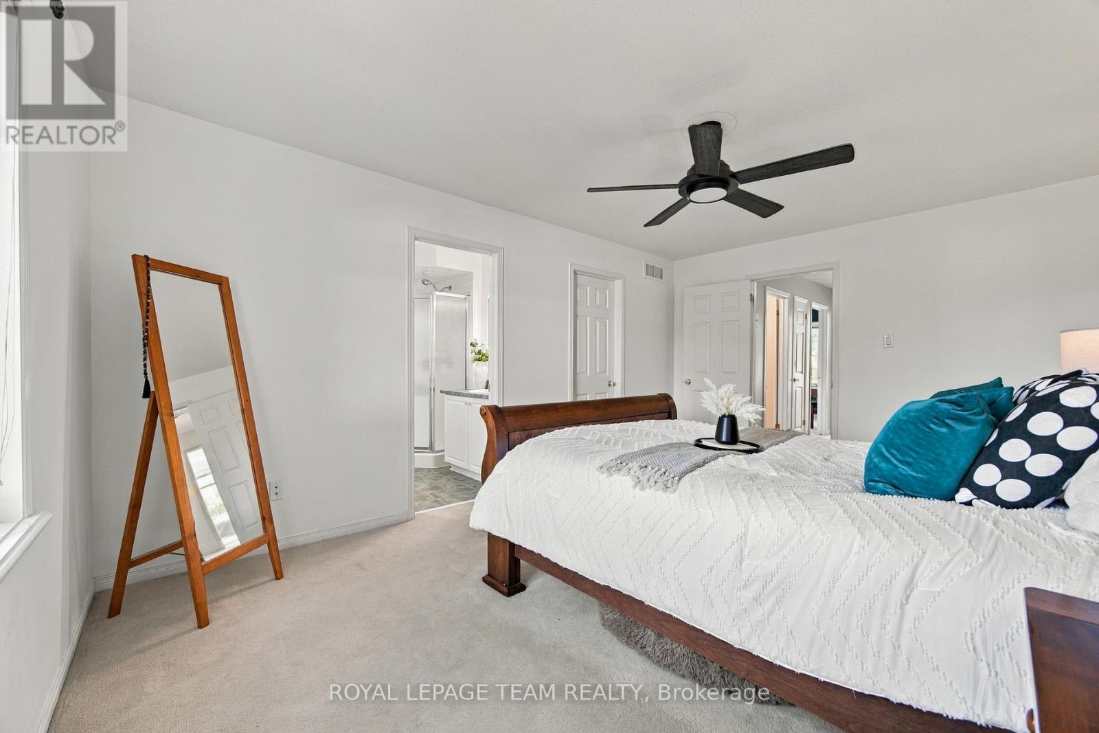135 Gatespark Private, Ottawa, ON