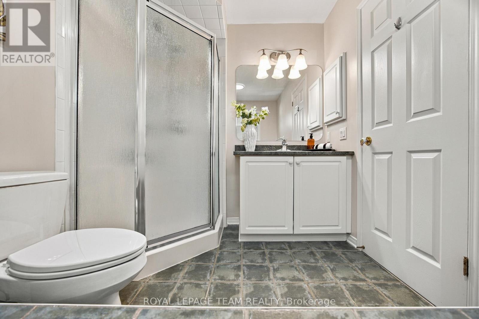 135 Gatespark Private, Ottawa, ON