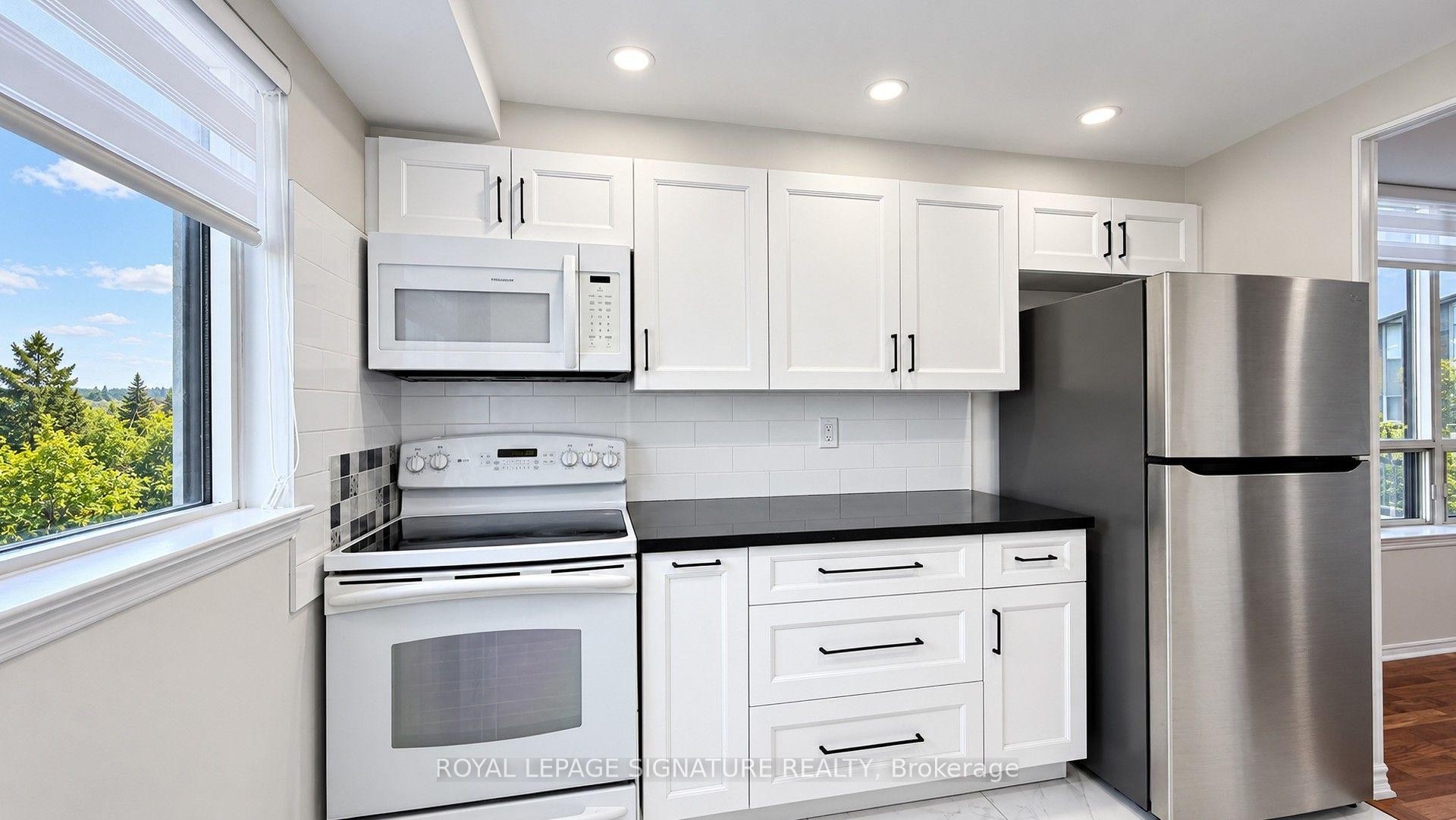 411-7 Bishop Avenue, Toronto, ON