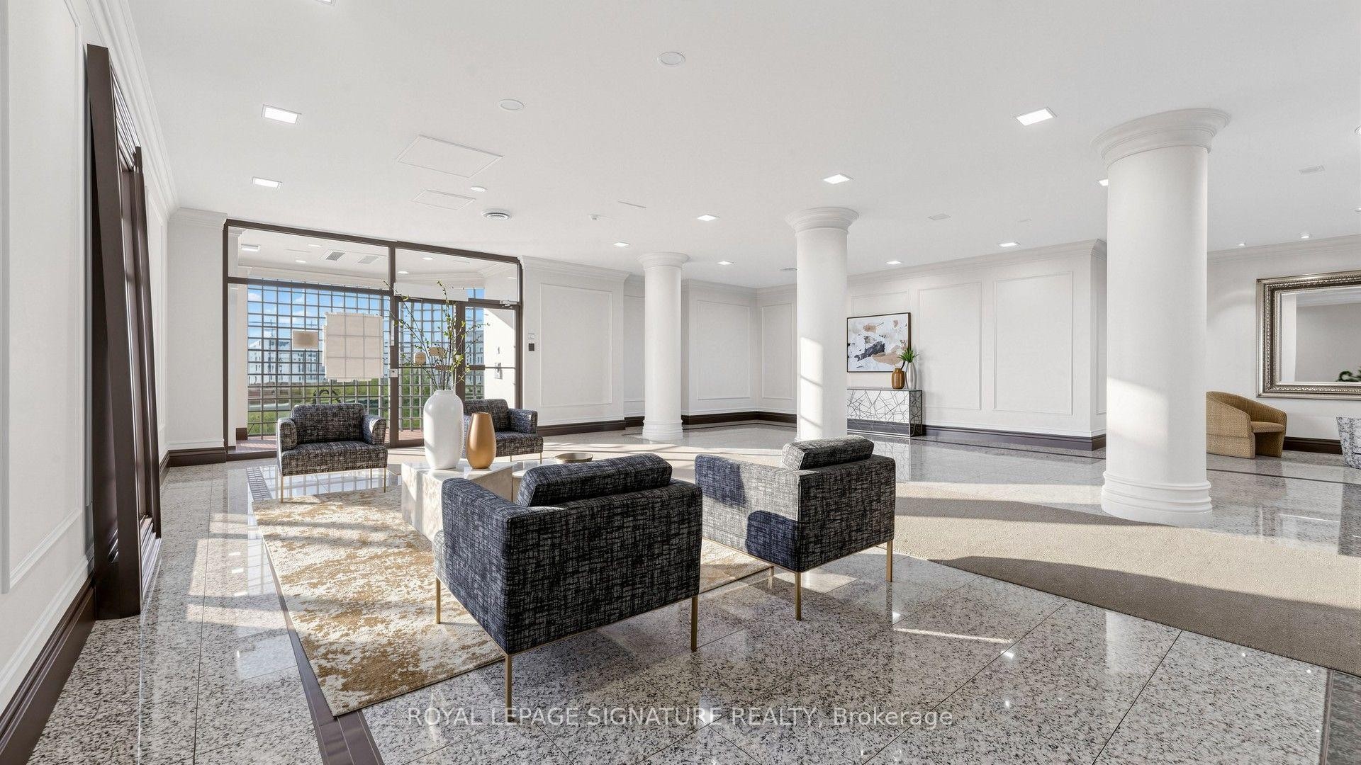 411-7 Bishop Avenue, Toronto, ON