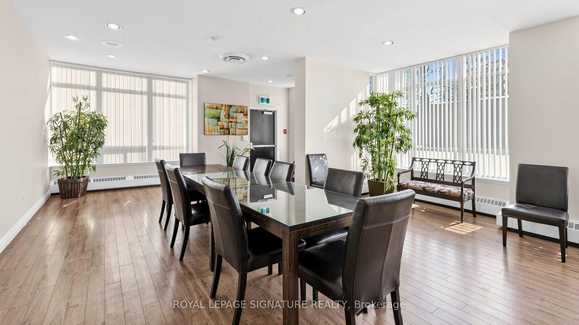 411-7 Bishop Avenue, Toronto, ON