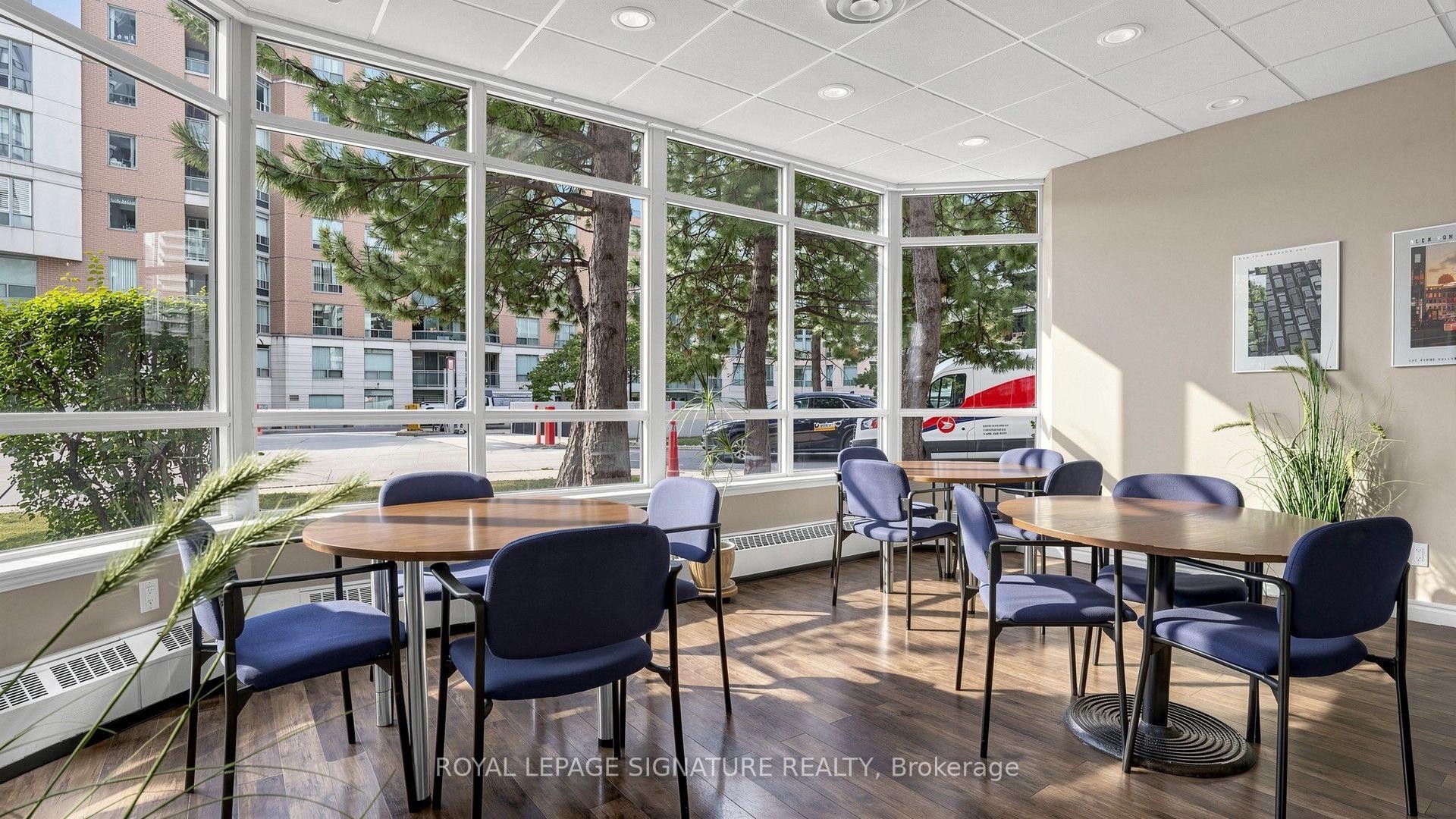411-7 Bishop Avenue, Toronto, ON
