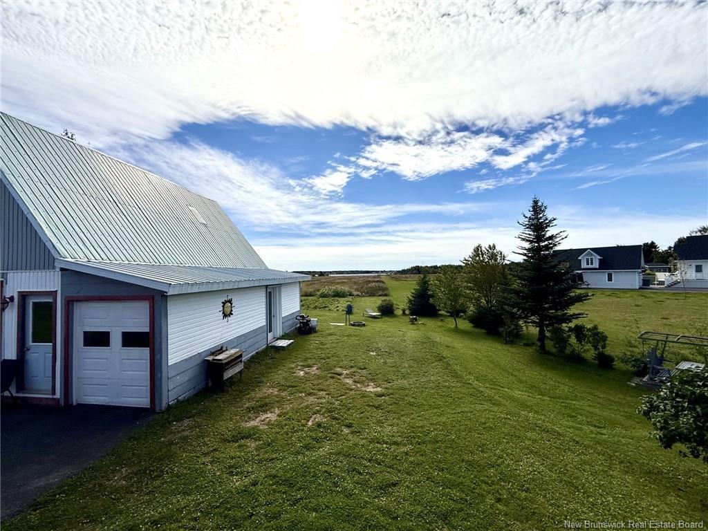 133 Rue Du Bassin, Lamèque, NB