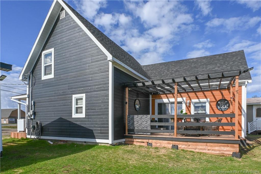 927 Paquetville Rd, Bas-Paquetville, NB