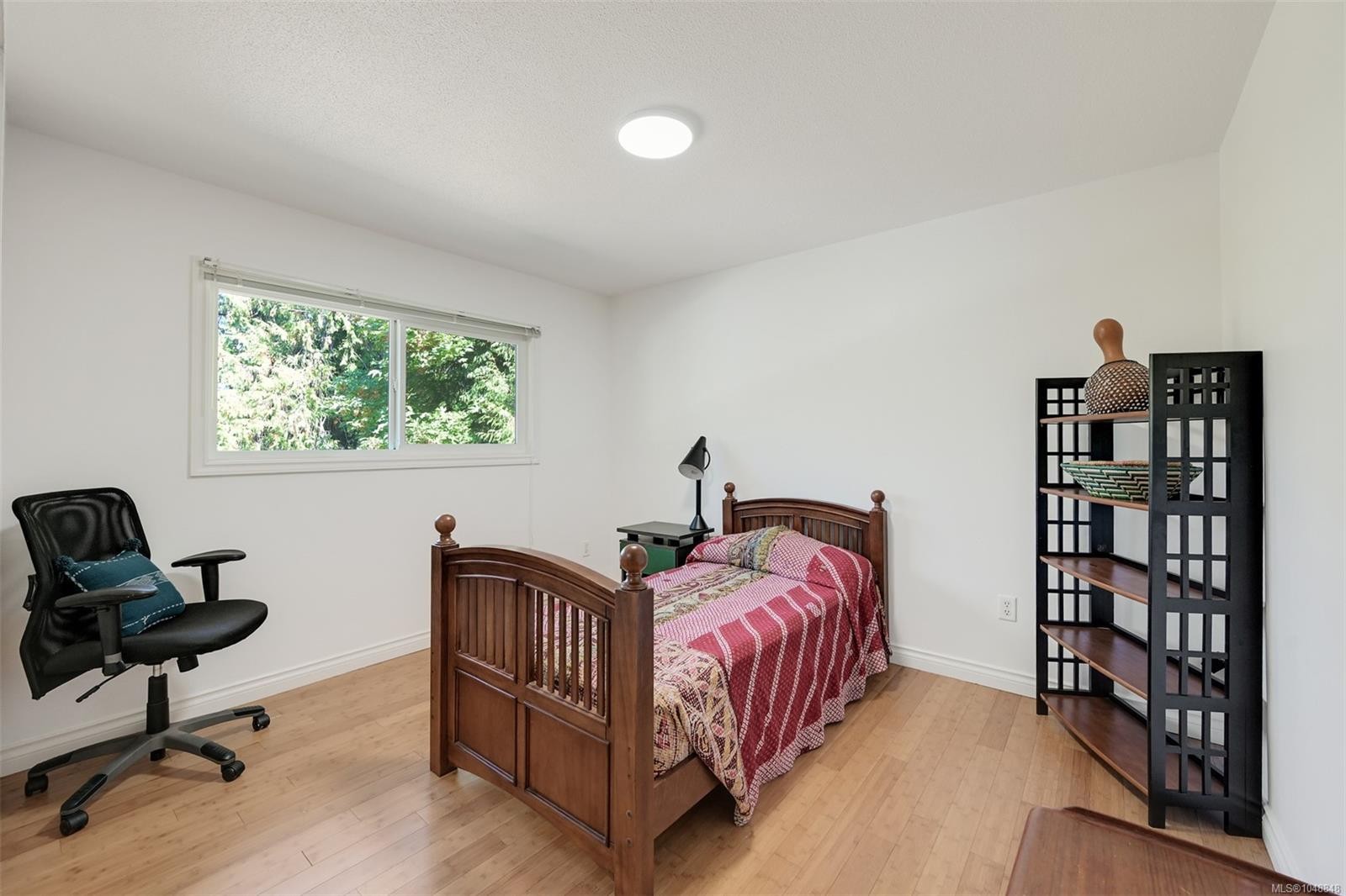 1215 Cloake Hill Rd, North Saanich, BC
