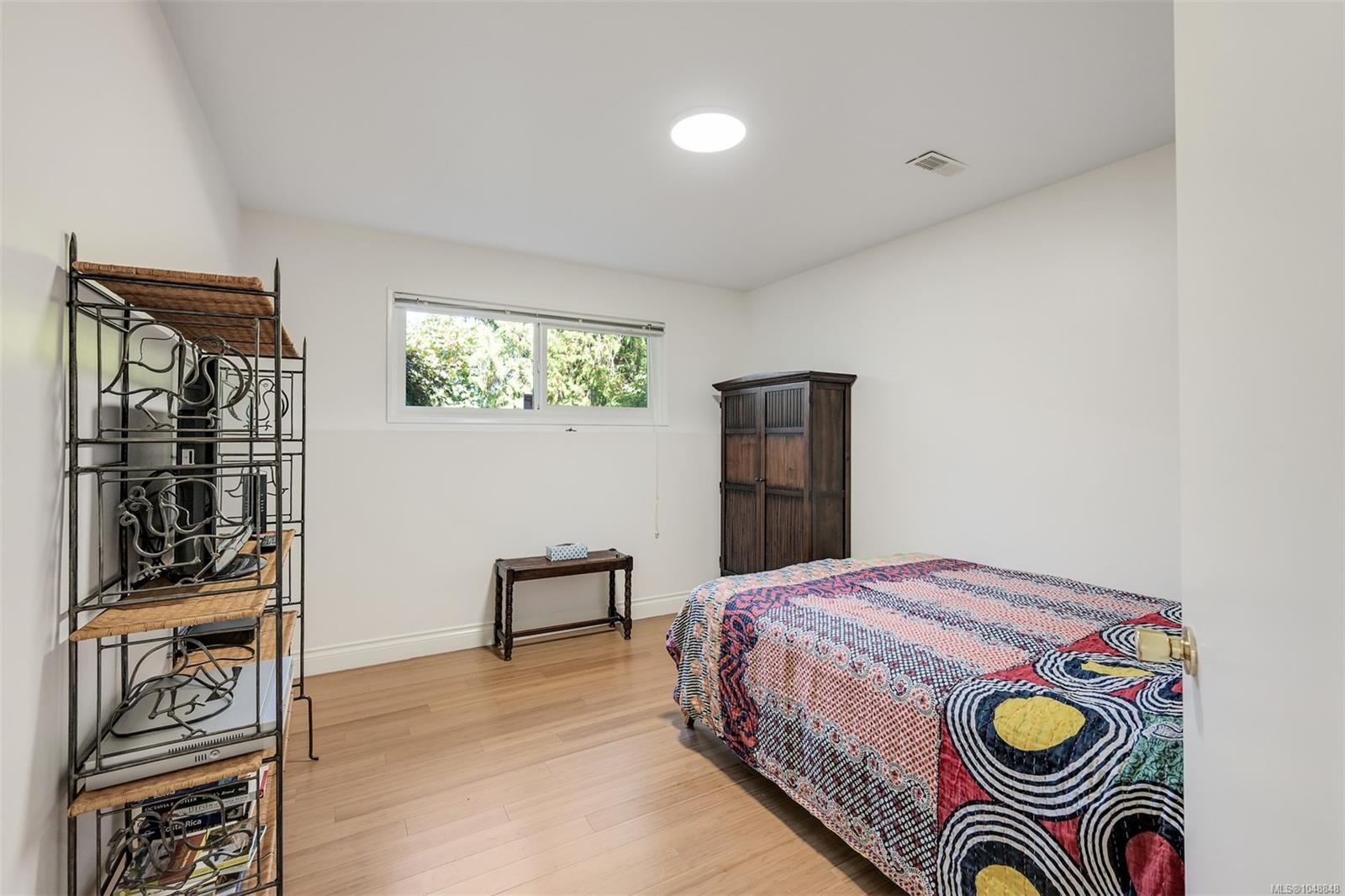 1215 Cloake Hill Rd, North Saanich, BC