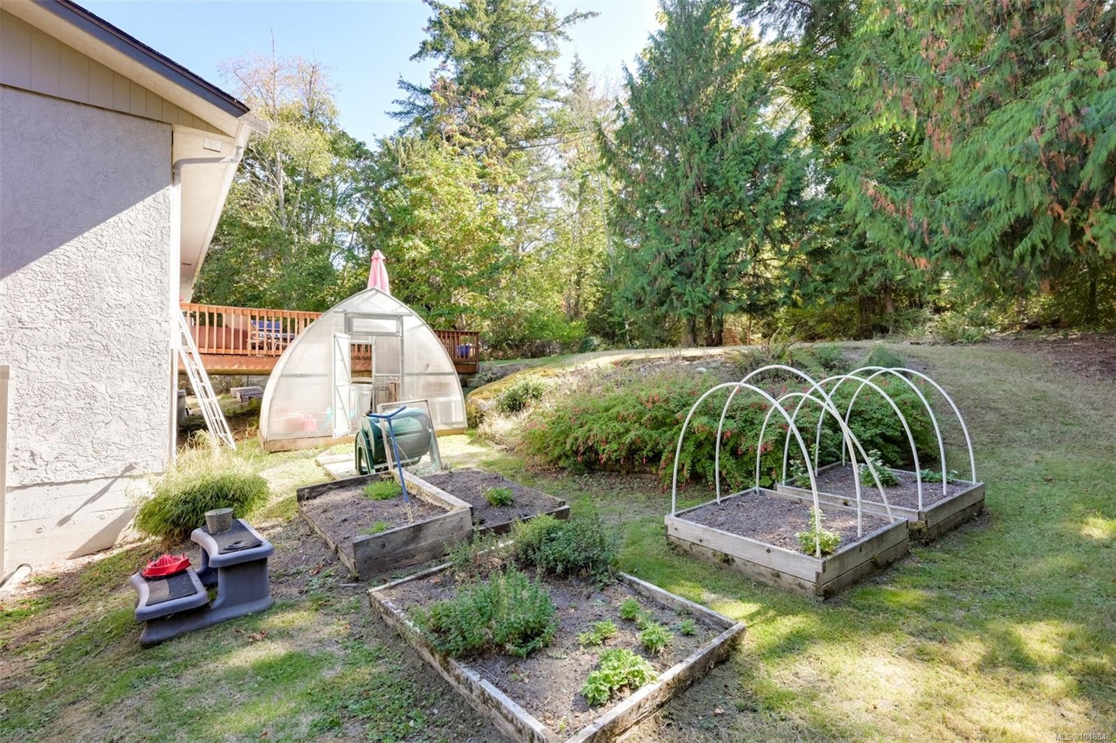 1215 Cloake Hill Rd, North Saanich, BC