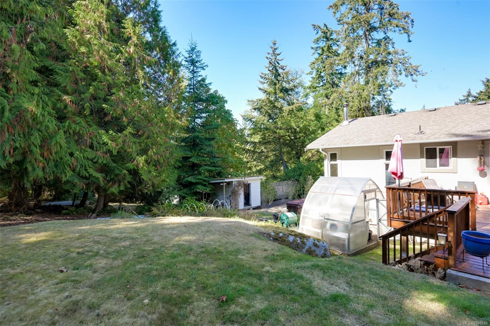 1215 Cloake Hill Rd, North Saanich, BC