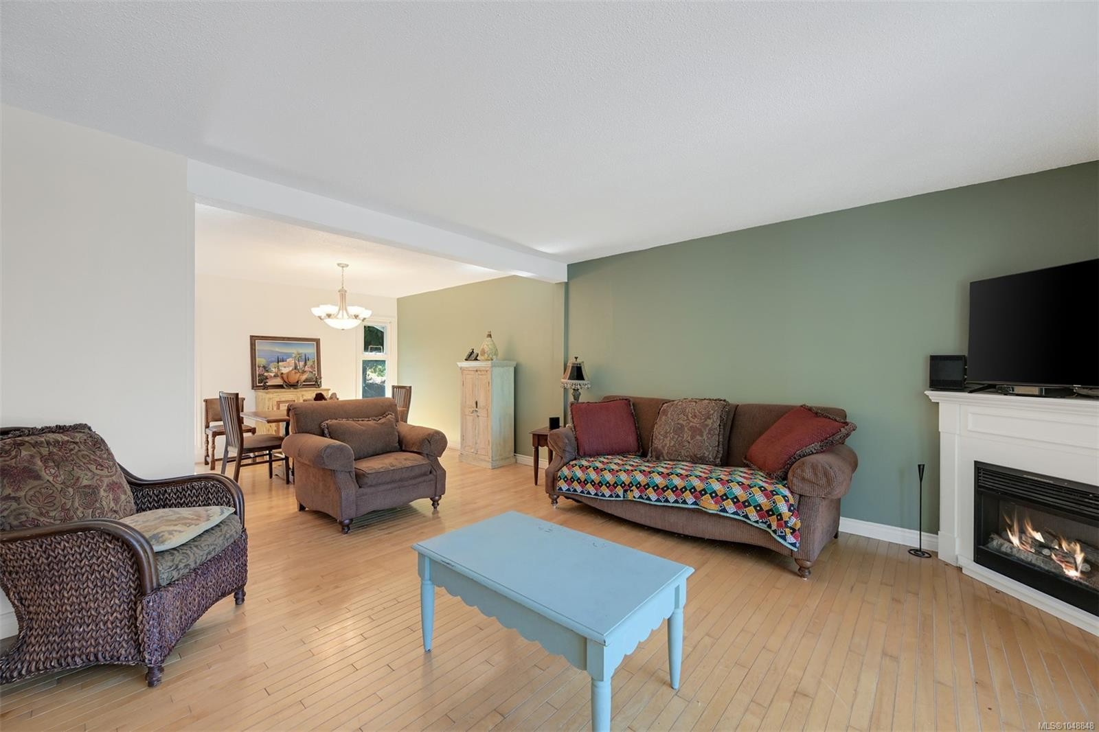 1215 Cloake Hill Rd, North Saanich, BC