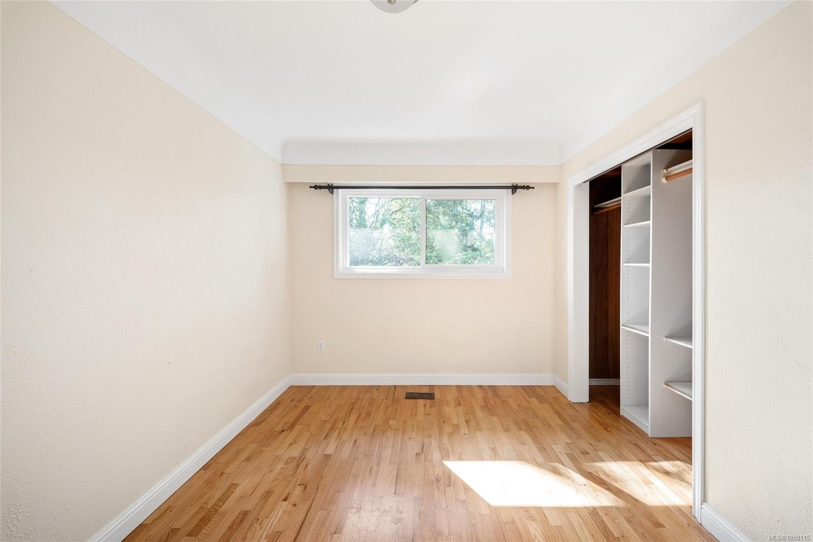 1055 Clarke Rd, Central Saanich, BC