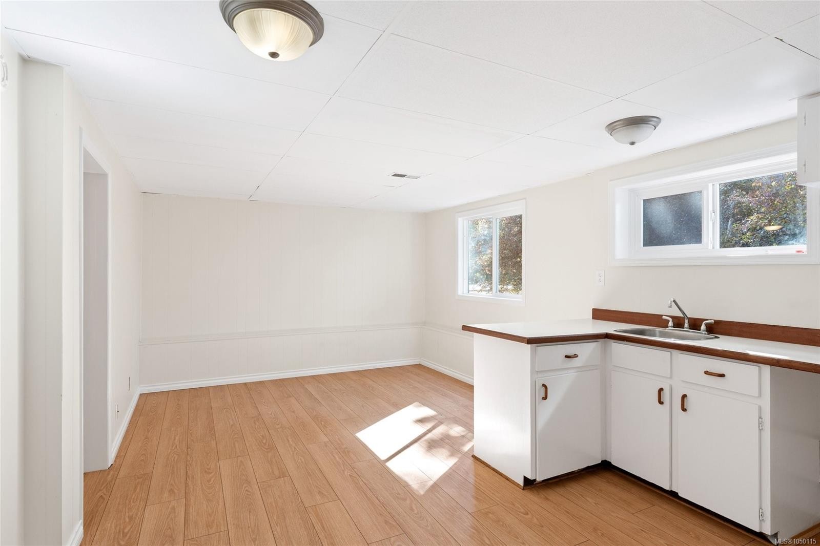1055 Clarke Rd, Central Saanich, BC