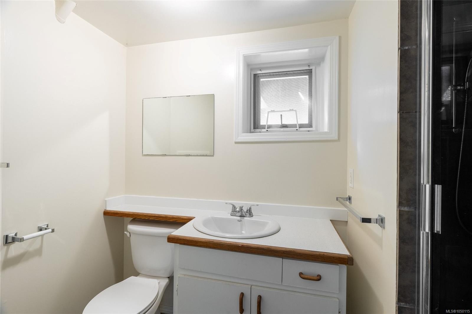 1055 Clarke Rd, Central Saanich, BC