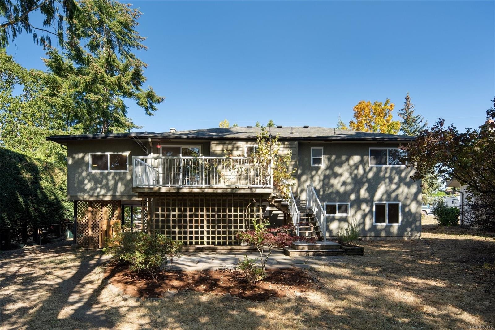 1055 Clarke Rd, Central Saanich, BC