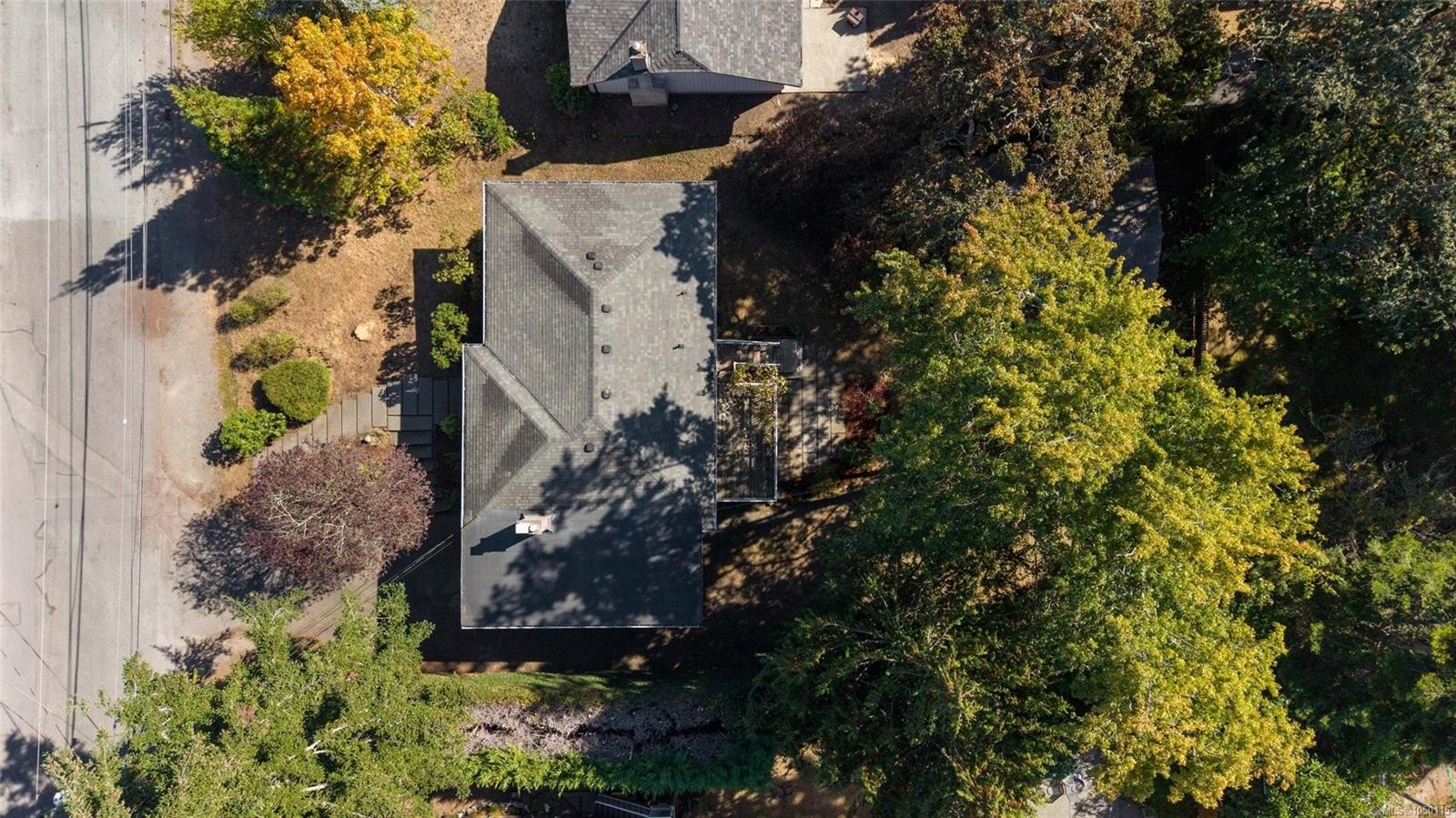 1055 Clarke Rd, Central Saanich, BC