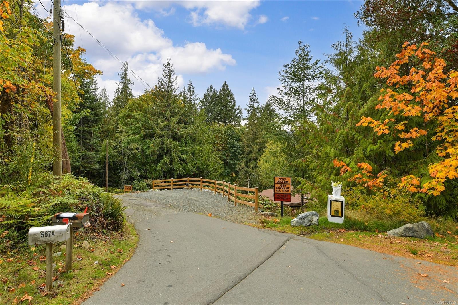 567 Windthrop Rd, Colwood, BC