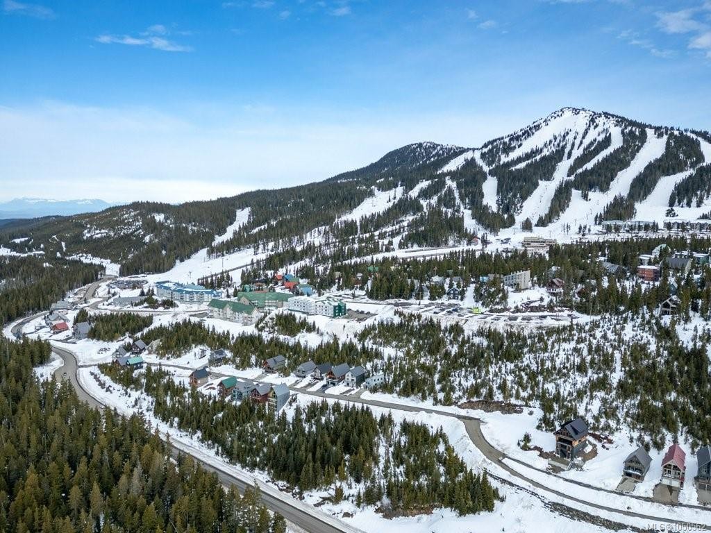 #B-1328 Nordic Dr, Courtenay, BC
