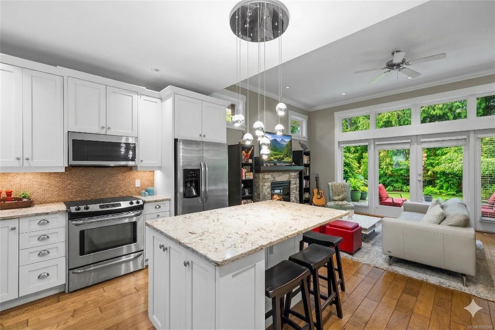 #62-5251 Island Hwy West, Qualicum Beach, BC