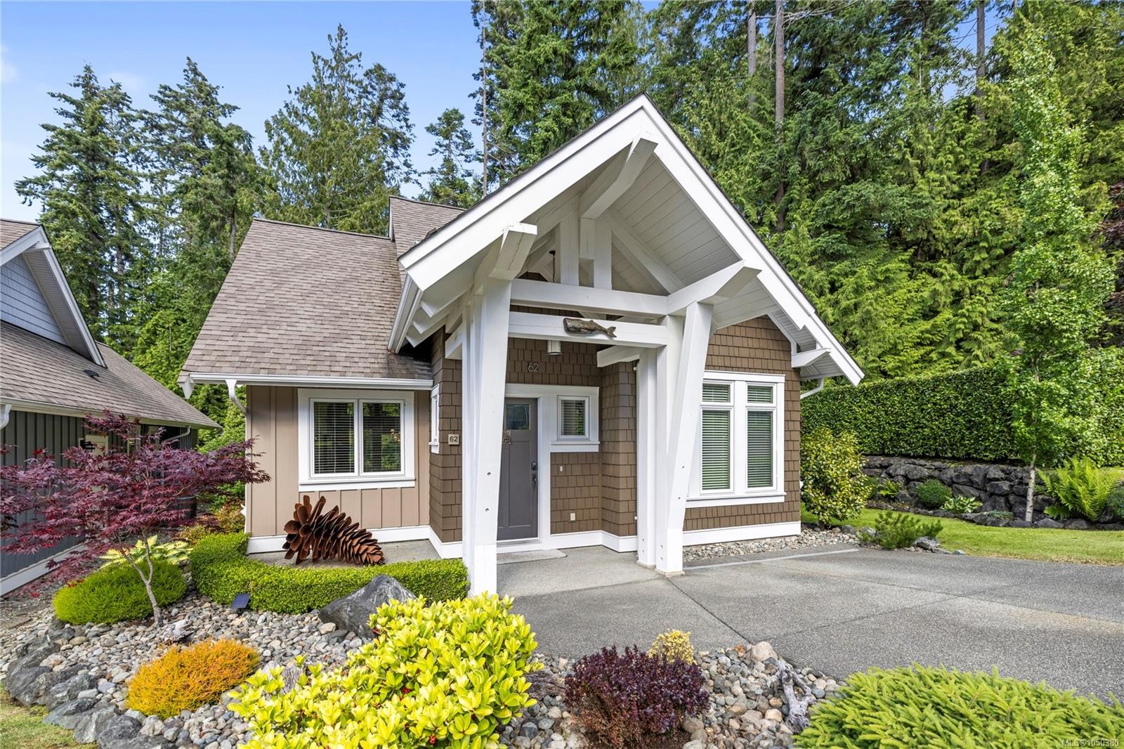 #62-5251 Island Hwy West, Qualicum Beach, BC