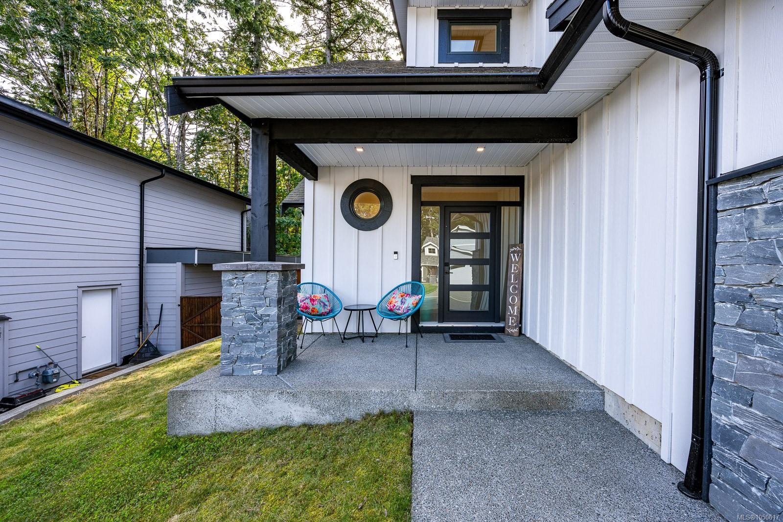 #4-2880 Arden Rd, Courtenay, BC
