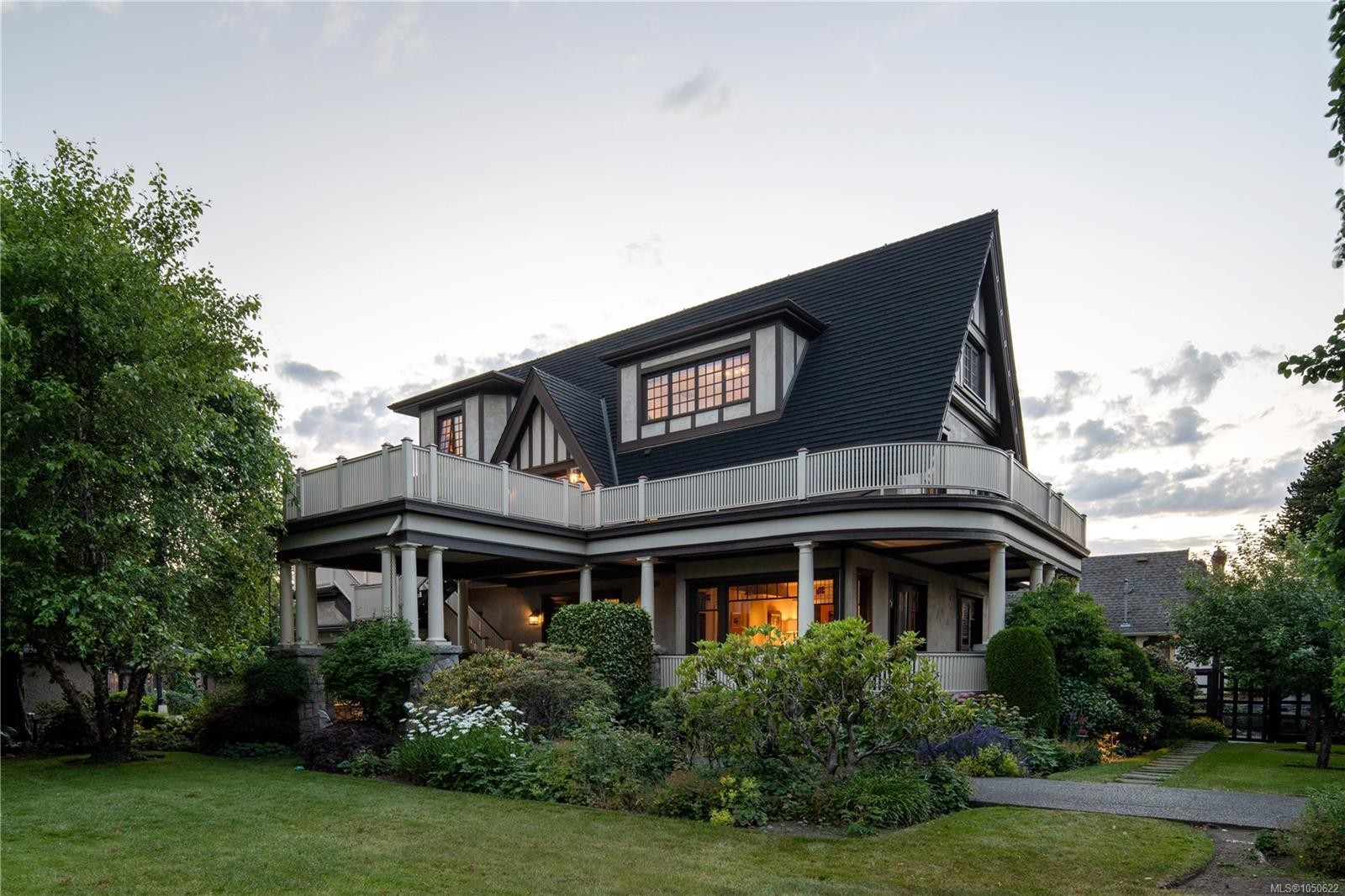 1030 St. Charles St, Victoria, BC