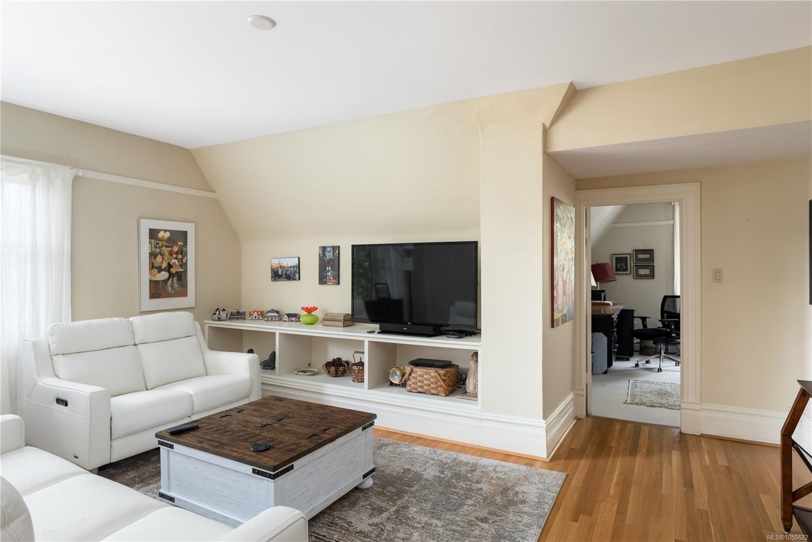 1030 St. Charles St, Victoria, BC