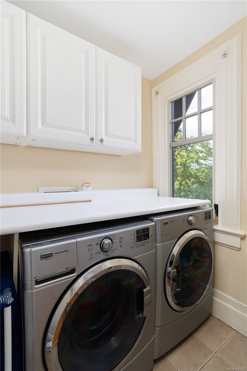 1030 St. Charles St, Victoria, BC
