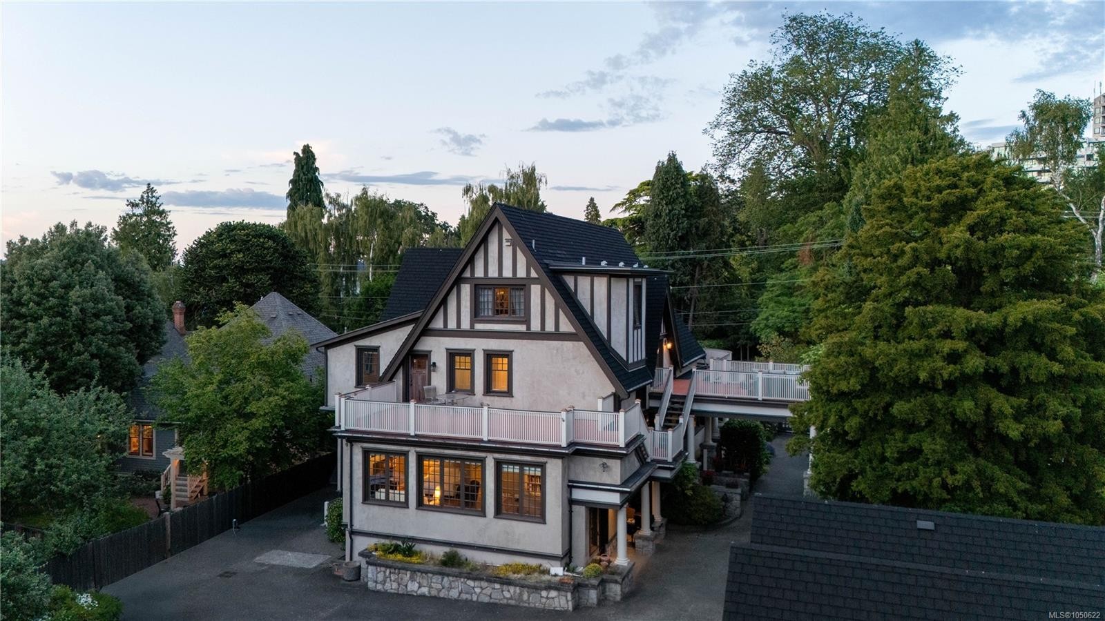 1030 St. Charles St, Victoria, BC
