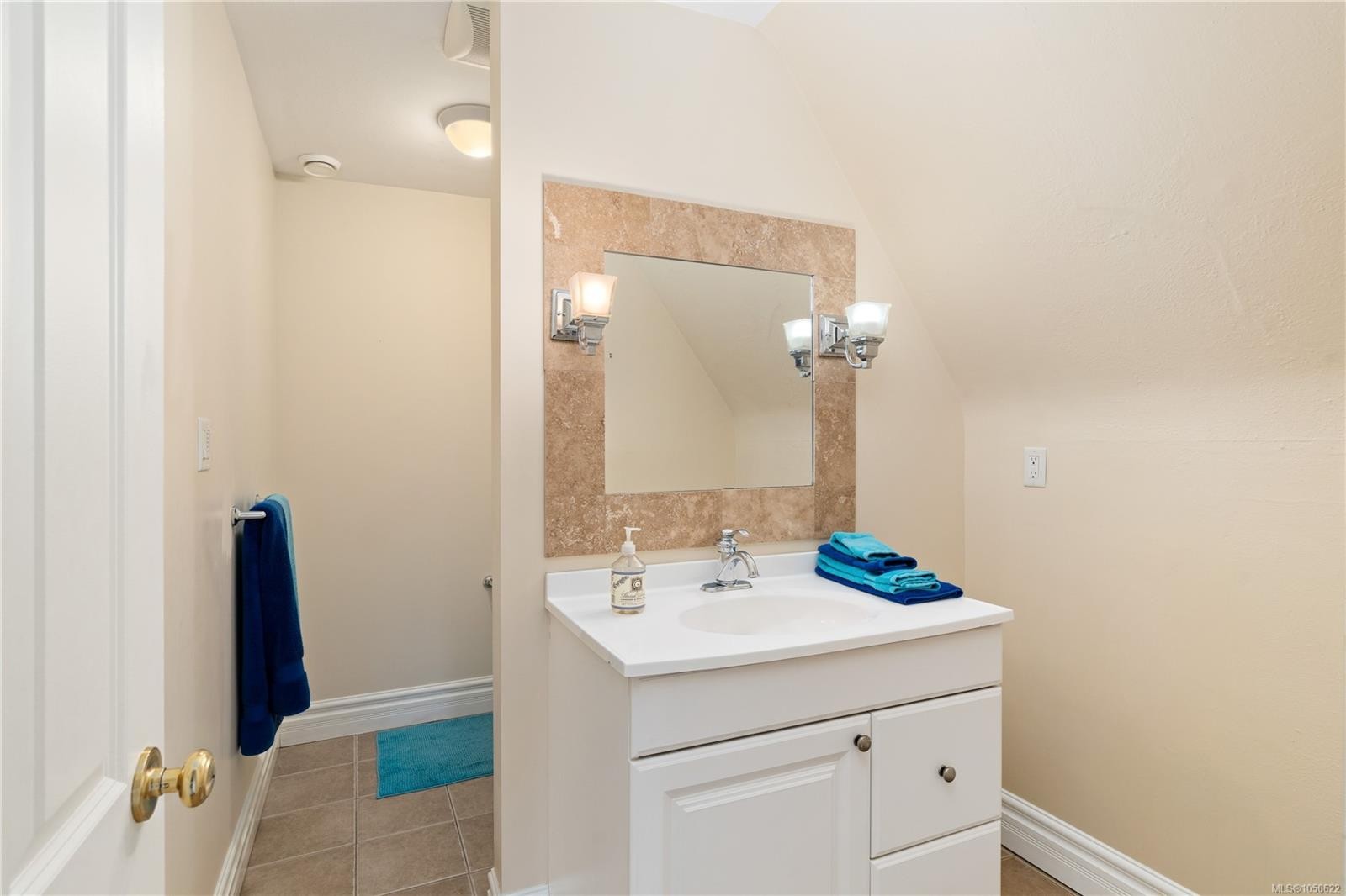 1030 St. Charles St, Victoria, BC
