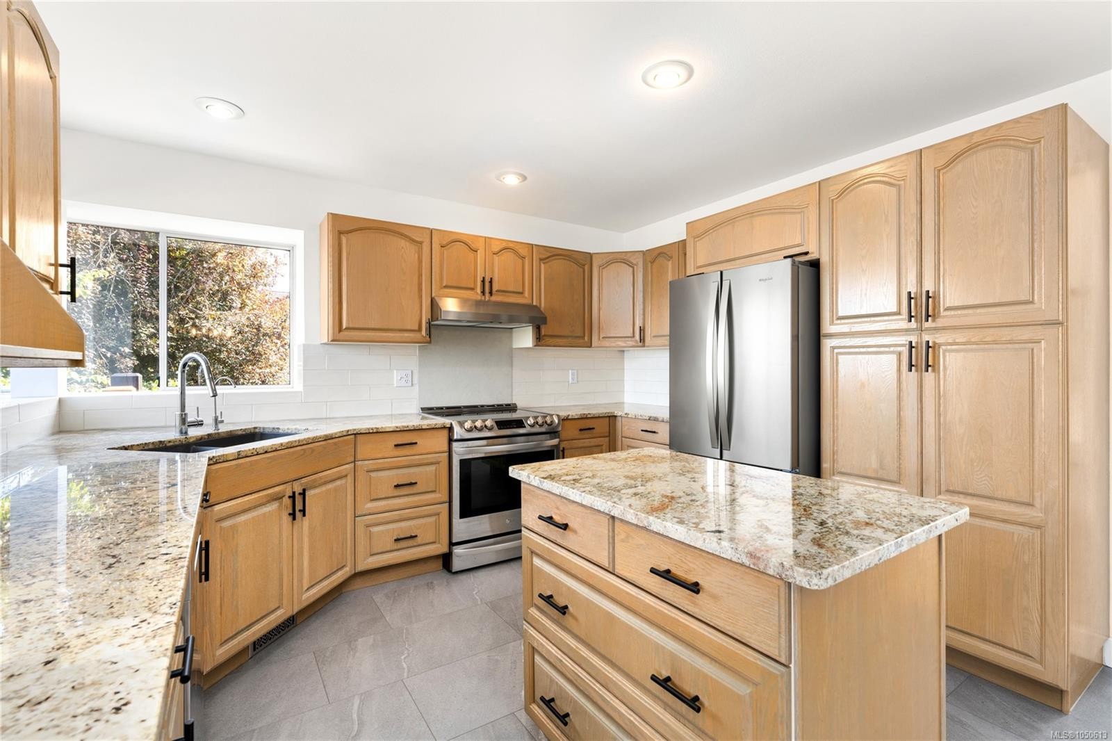 8108 Southwind Dr, Lantzville, BC