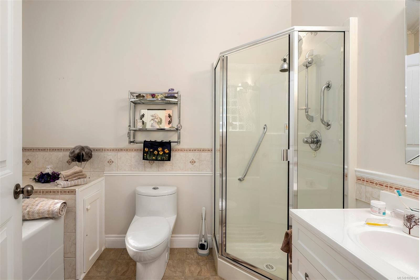 2561 Hebrides Cres, Courtenay, BC