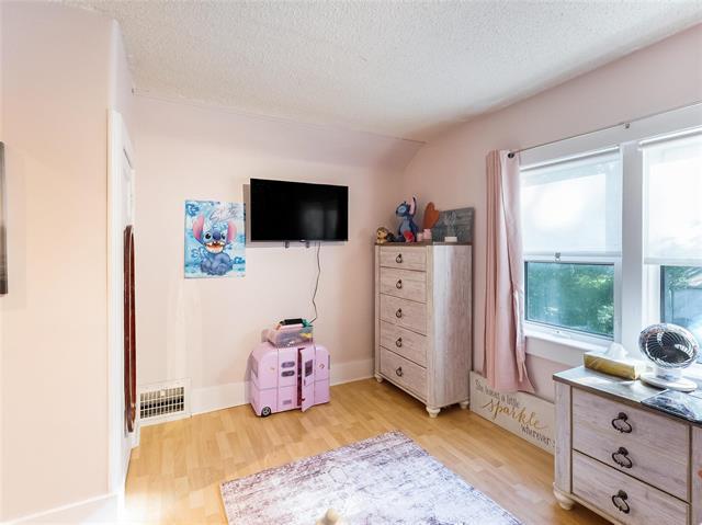 226 Eveline St, Selkirk, MB