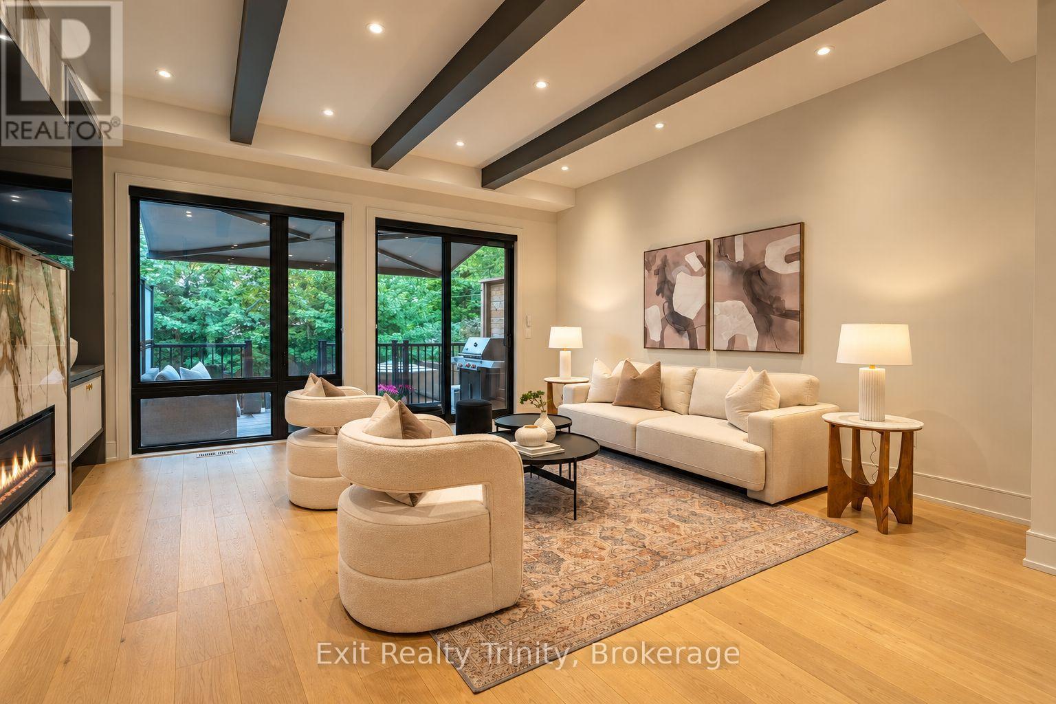 152 Sheldon Avenue, Toronto, ON