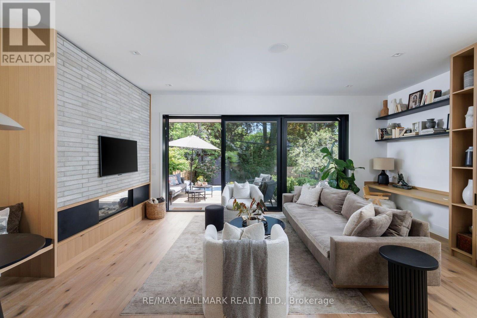 41 Fallingbrook Road, Toronto, ON