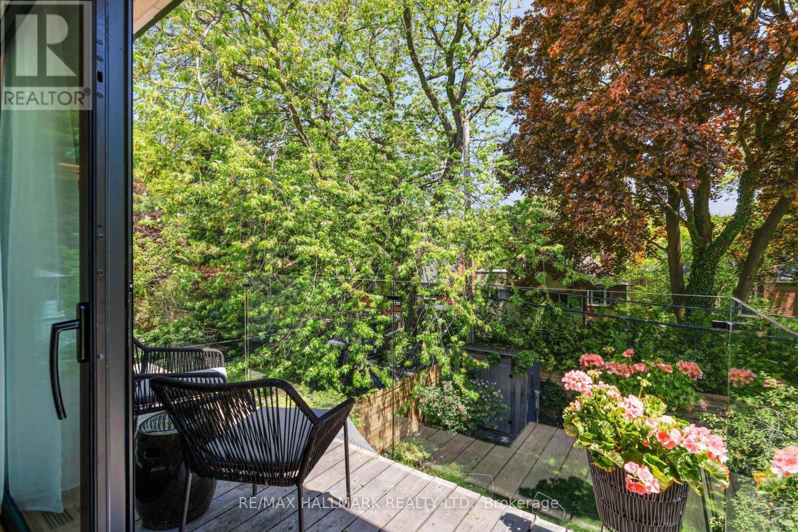 41 Fallingbrook Road, Toronto, ON