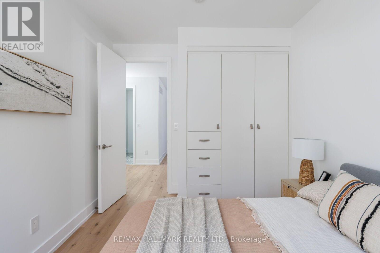 41 Fallingbrook Road, Toronto, ON