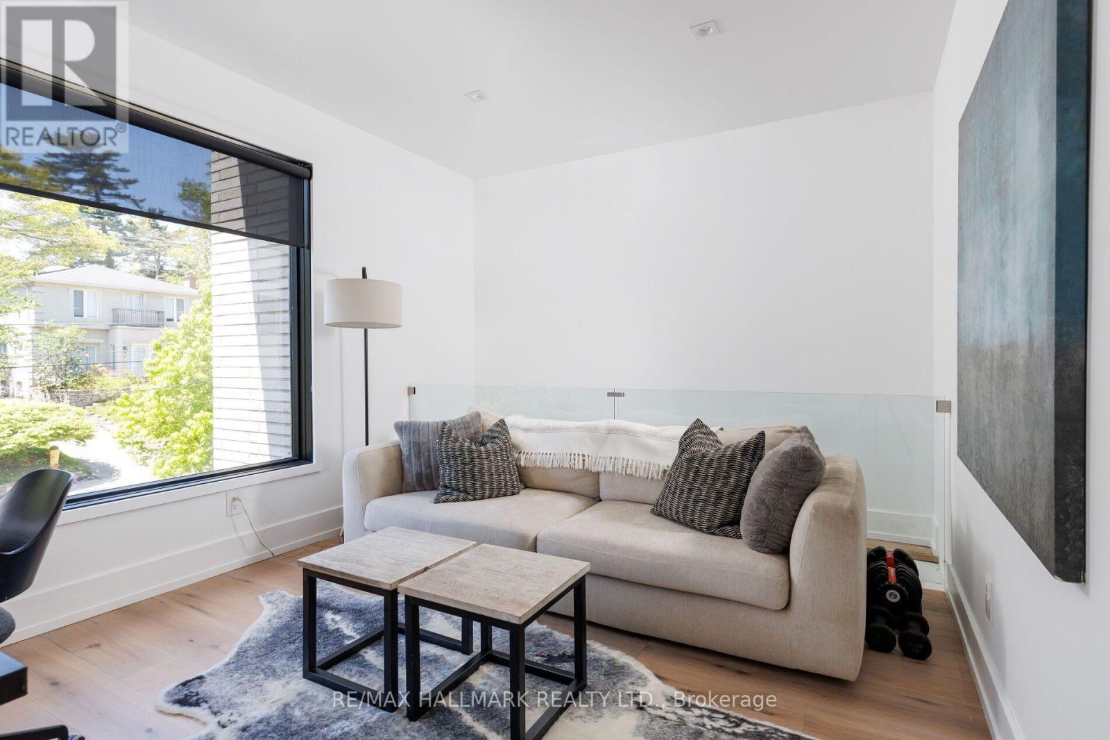 41 Fallingbrook Road, Toronto, ON