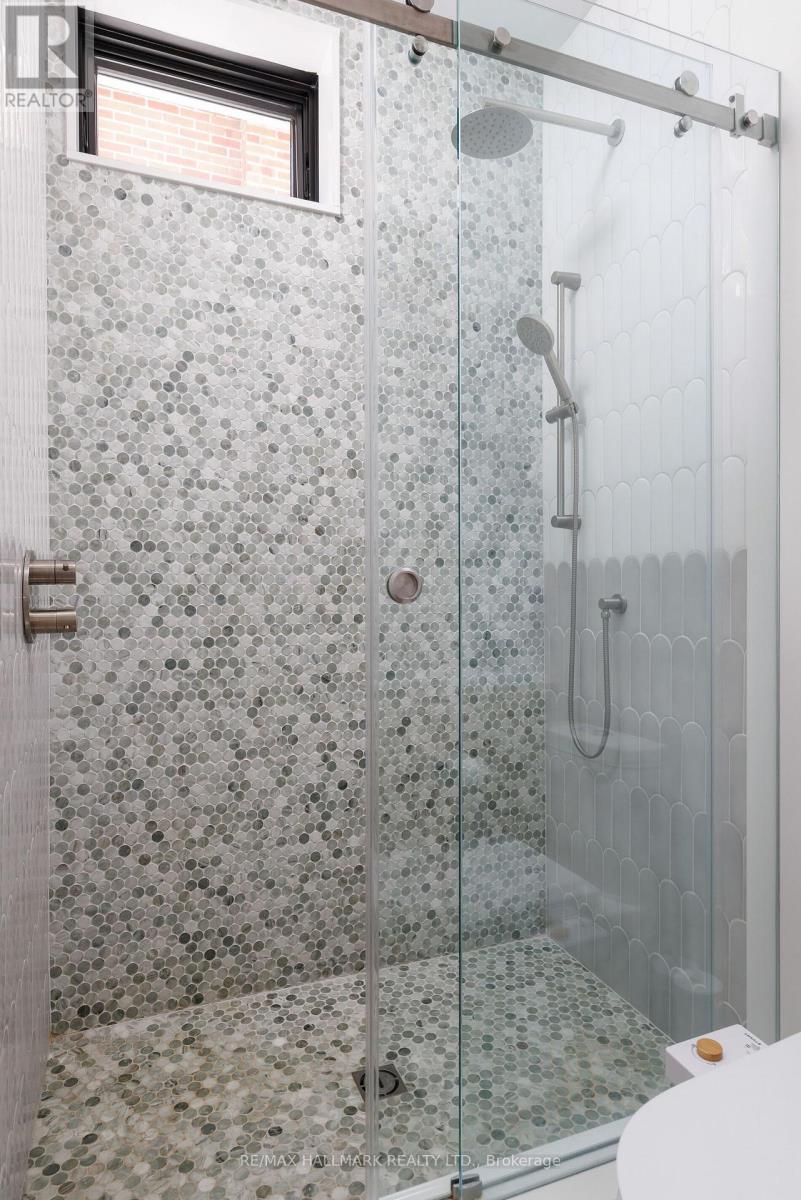 41 Fallingbrook Road, Toronto, ON