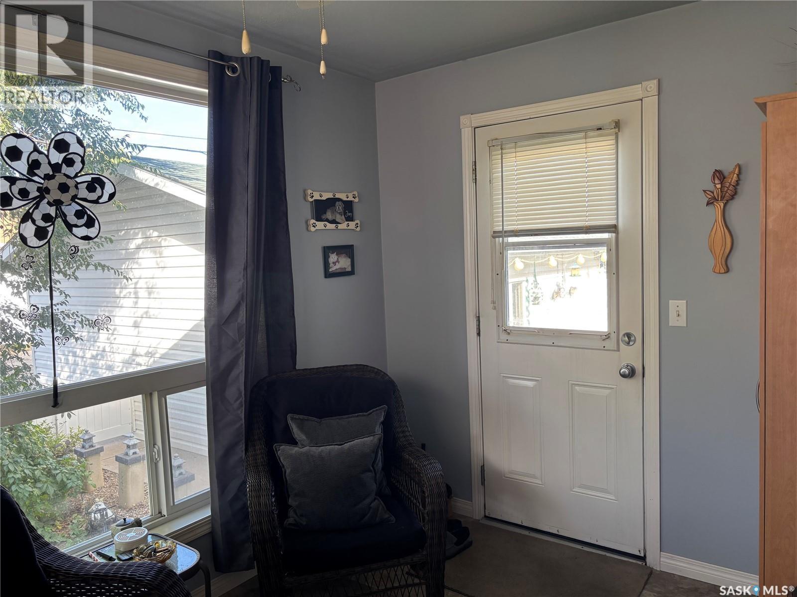 1546 Athabasca Street W, Moose Jaw, SK