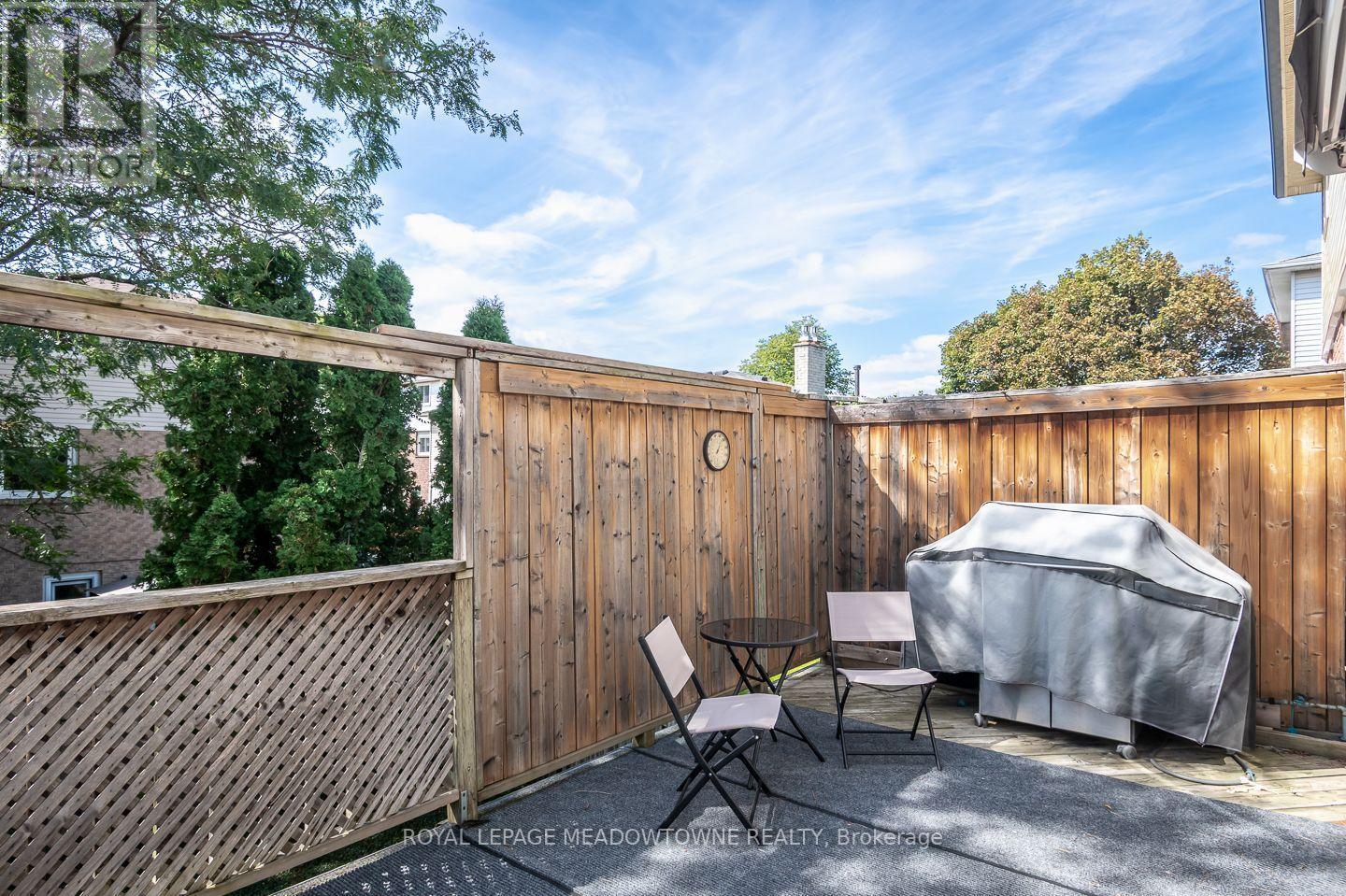 Private backyard space - 584 Hayward Crescent, Milton, ON