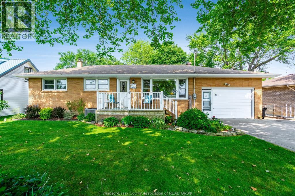 27 Mersea Rd 12, Leamington, ON