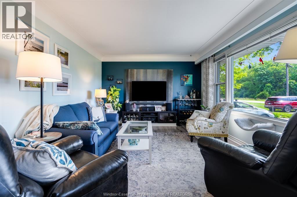 27 Mersea Rd 12, Leamington, ON