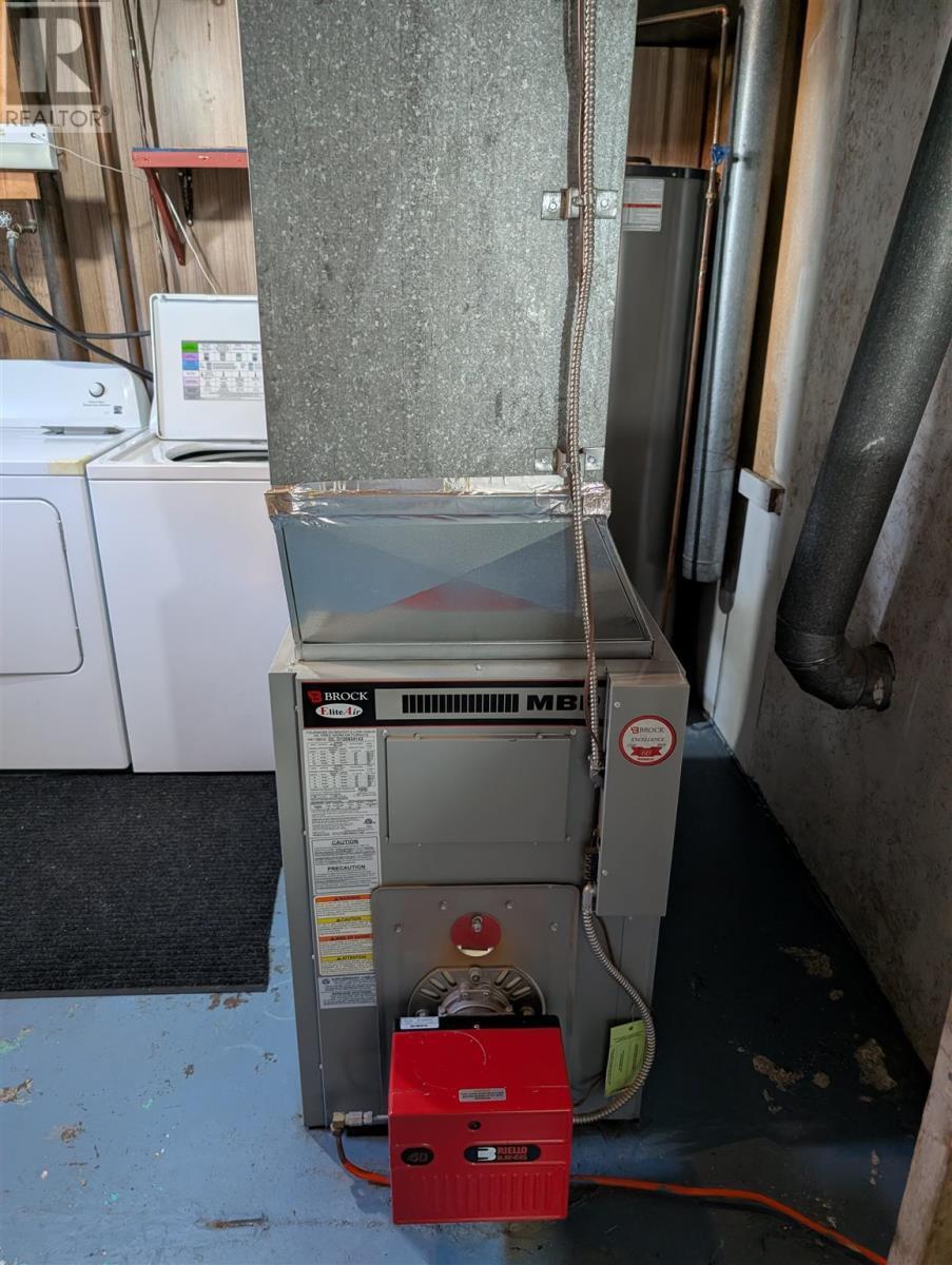 15 Magpie Rd, Wawa, ON